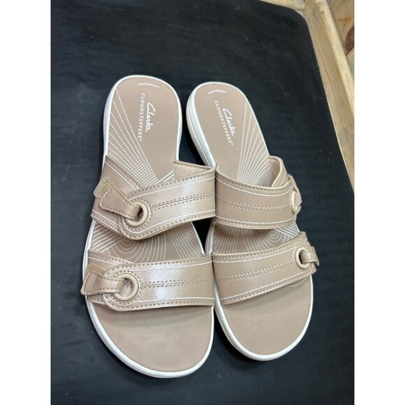 Clarks Cloudsteppers Breeze Maye Sandals NWT Cushion Soft Beige Tan Size 9 - Picture 2 of 7